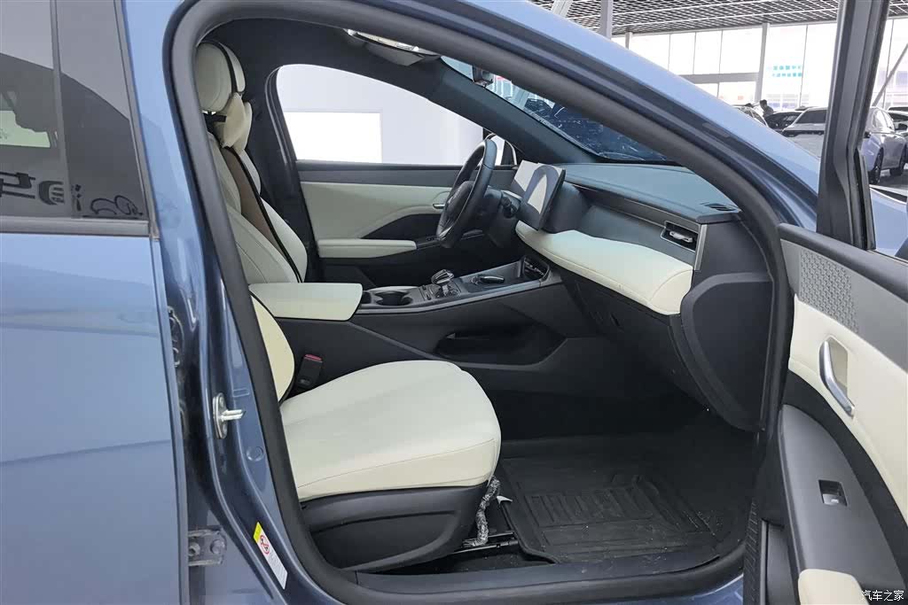 BYD Qin, 2025 8