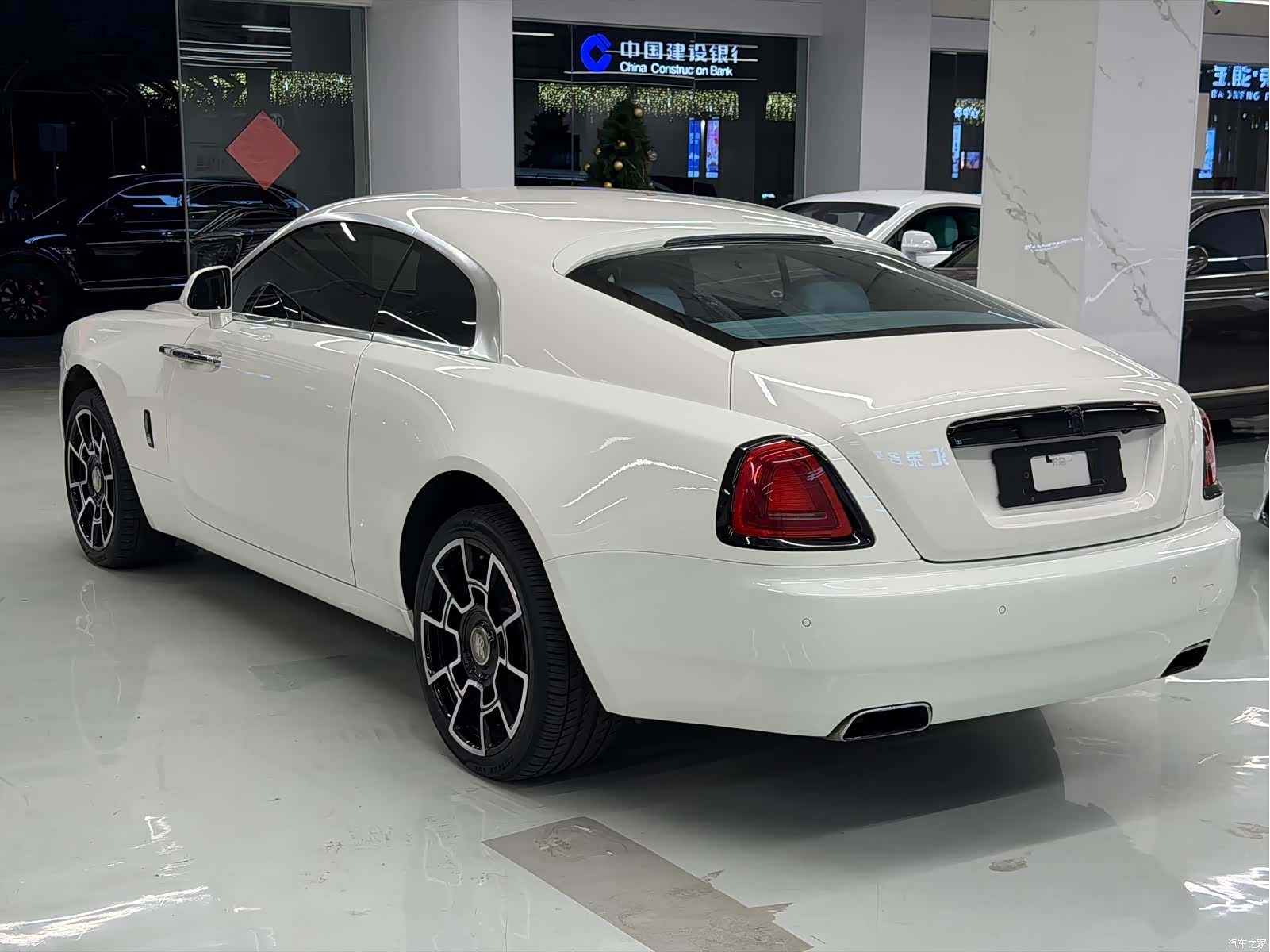 Rolls-Royce Wraith, 2014 9