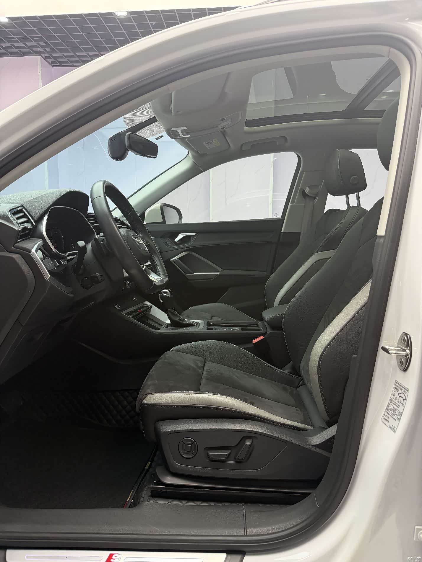 Audi Q3, 2022 9