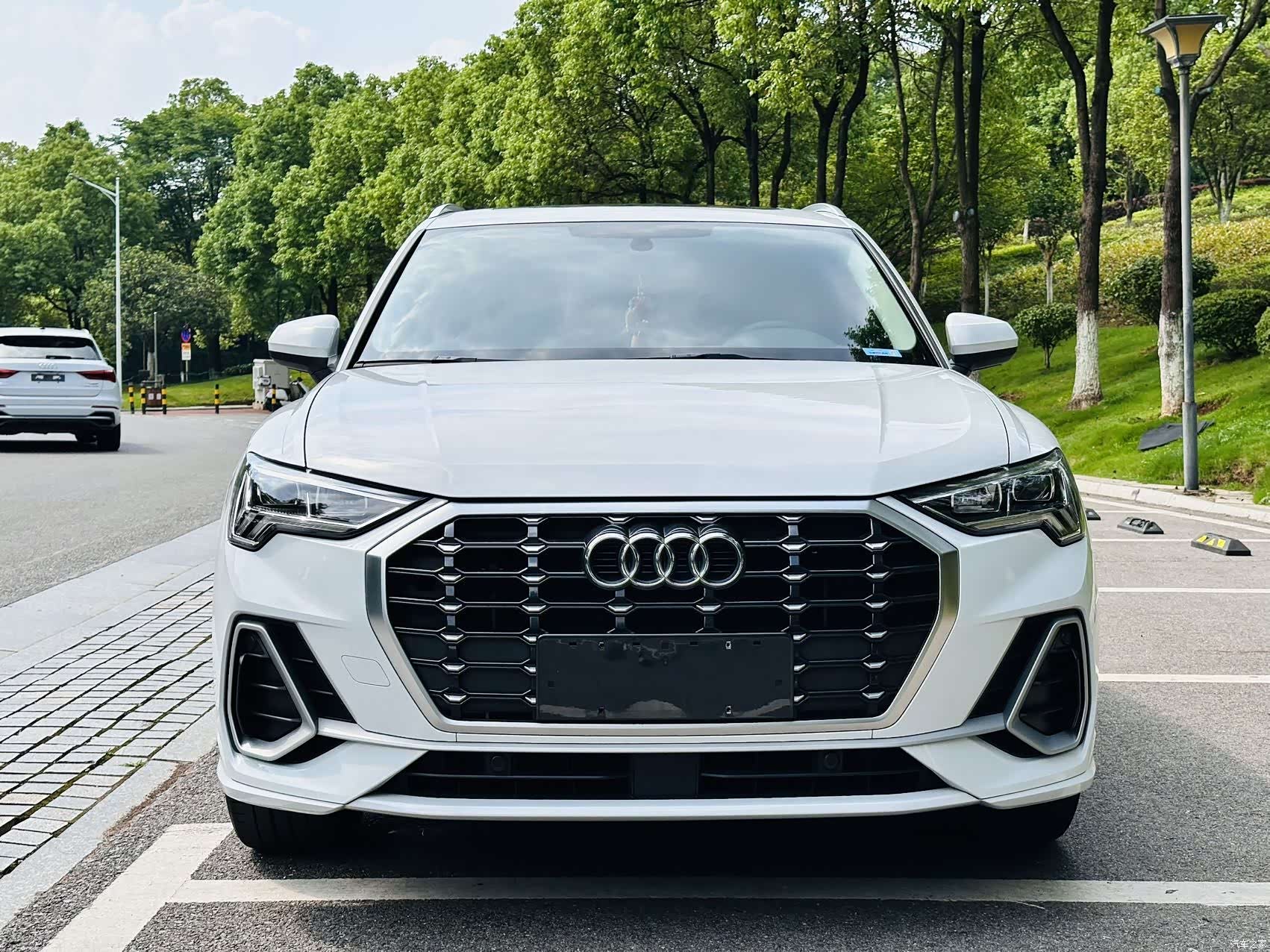 Audi Q3, 2022 2