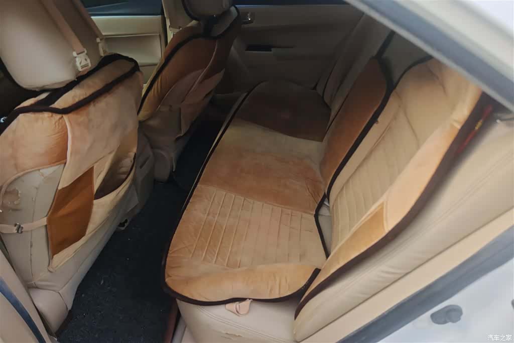 Toyota Corolla, 2015 11