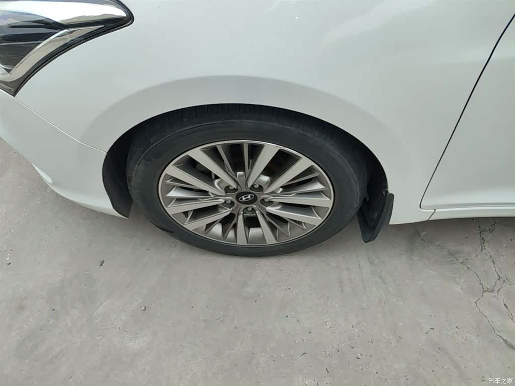 Hyundai GLS, 2018 23