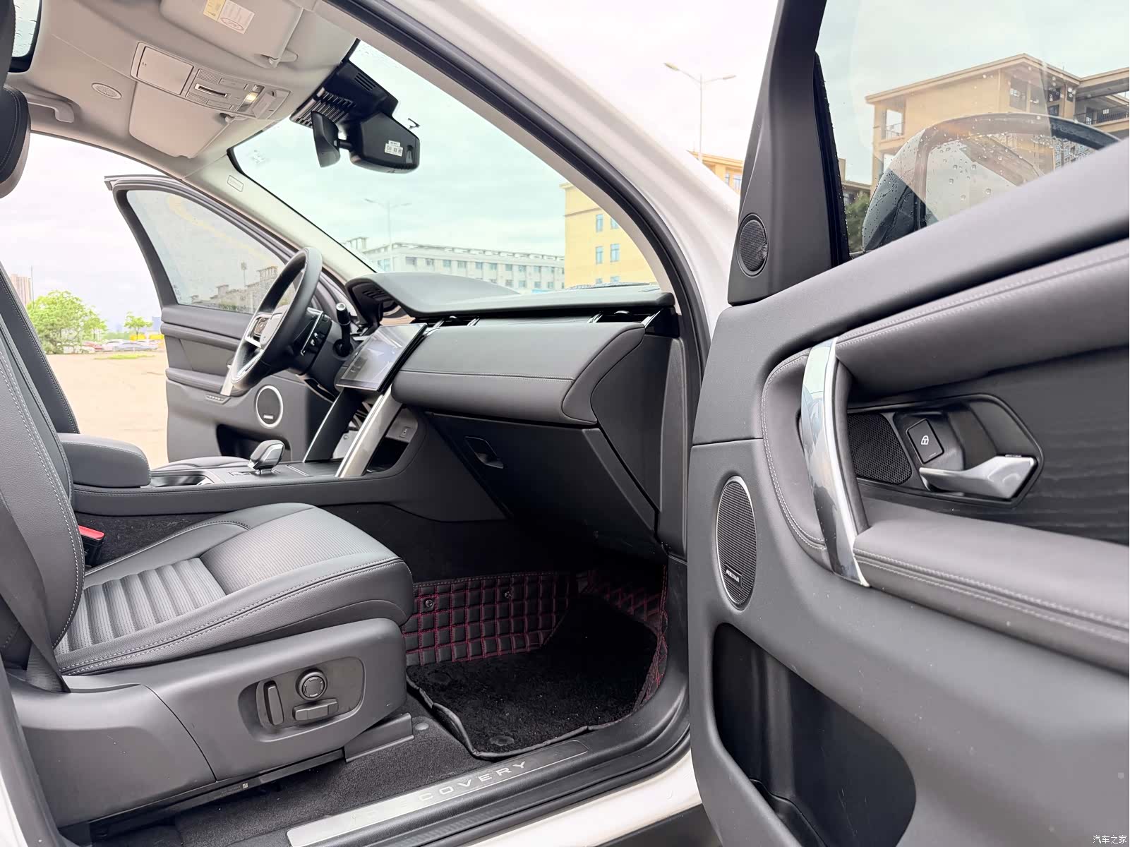 Land Rover Discovery, 2025 15