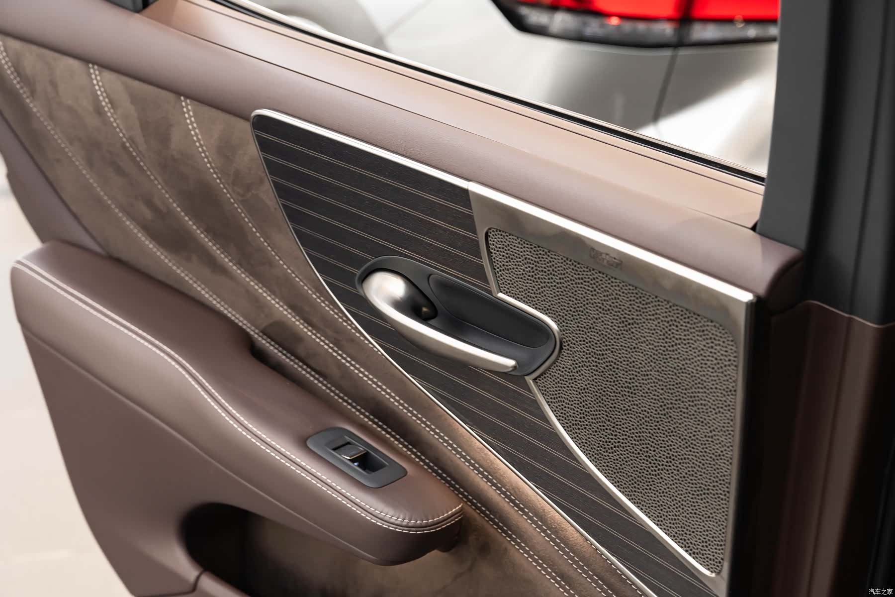 Lexus LS, 2020 18
