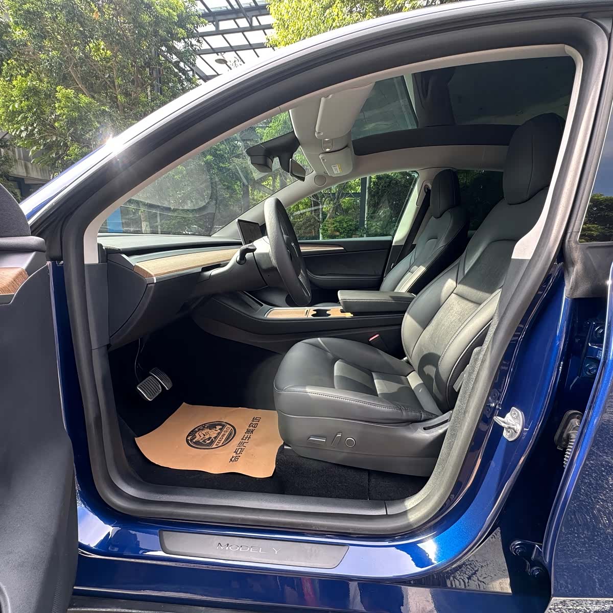 Tesla Model Y, 2021 12