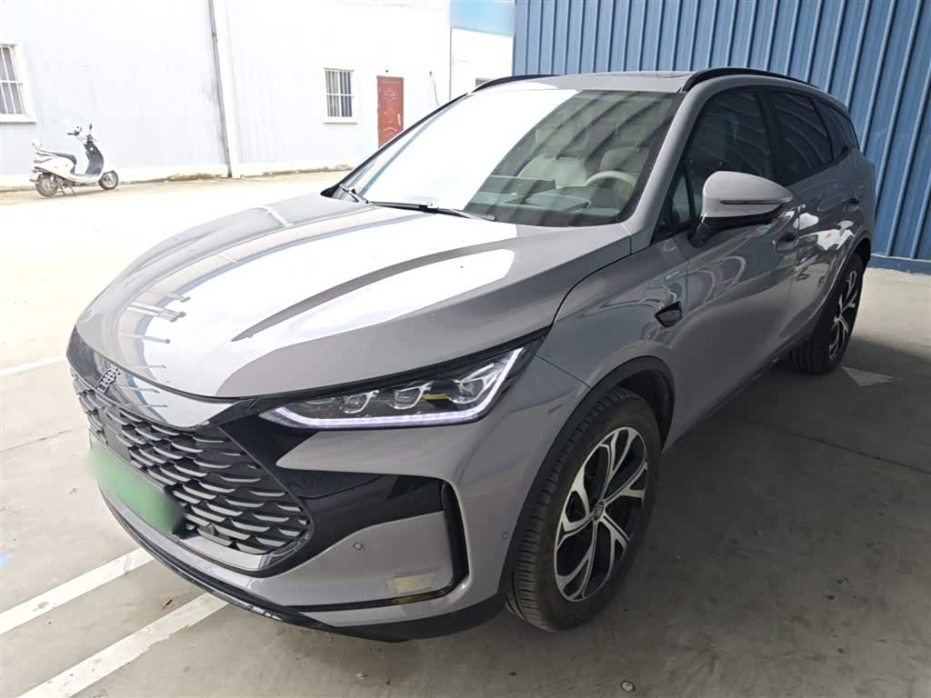 BYD Tang NEV