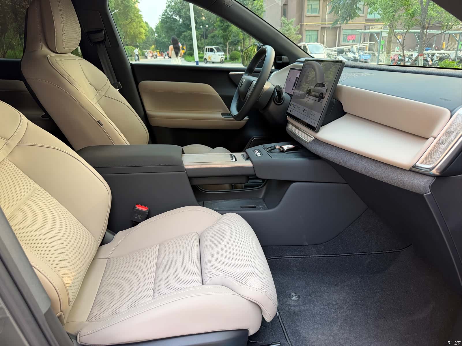 Volvo XC70, 2025 15