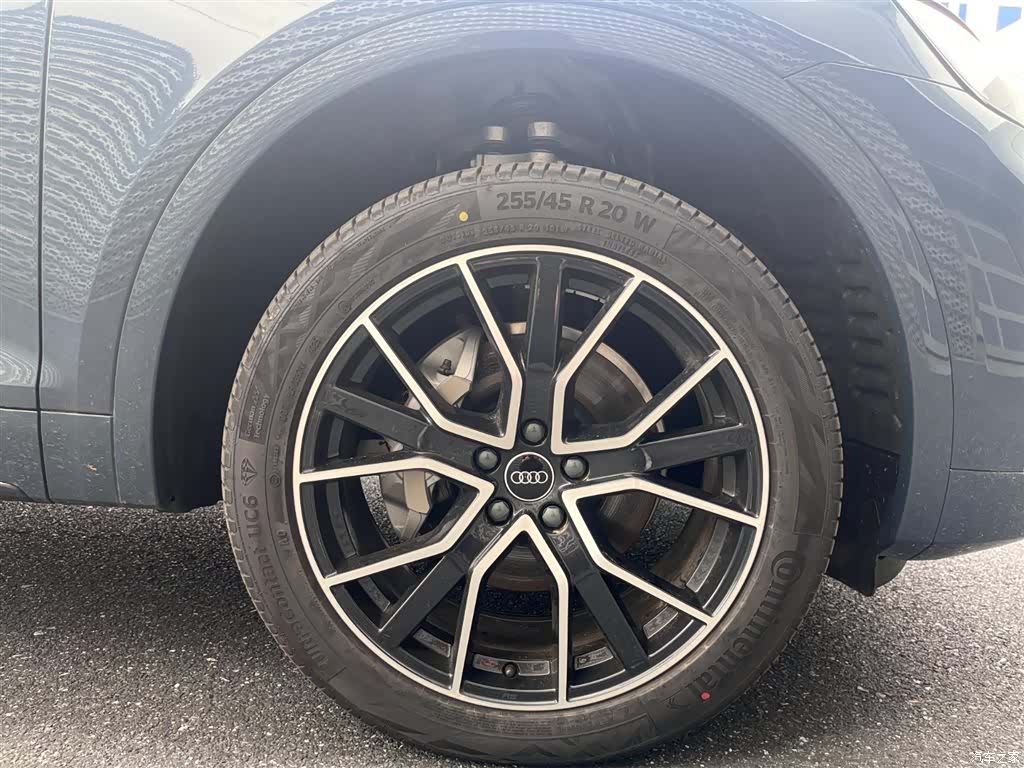 Audi Q5L, 1900 15
