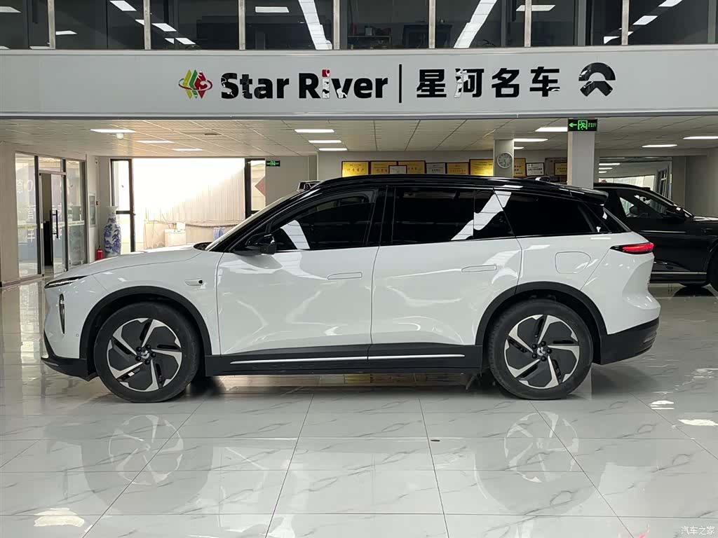 NIO ES6, 2023 4