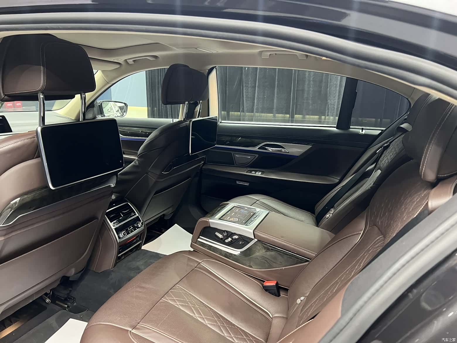 BMW 7 Series, 2017 10