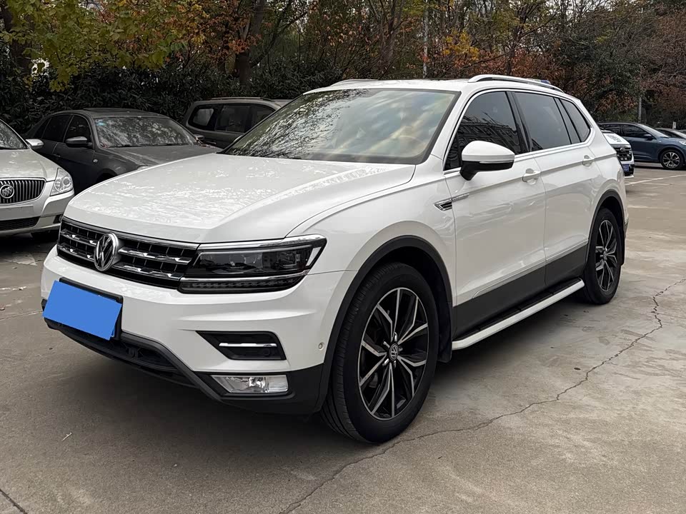 Volkswagen Tiguan L