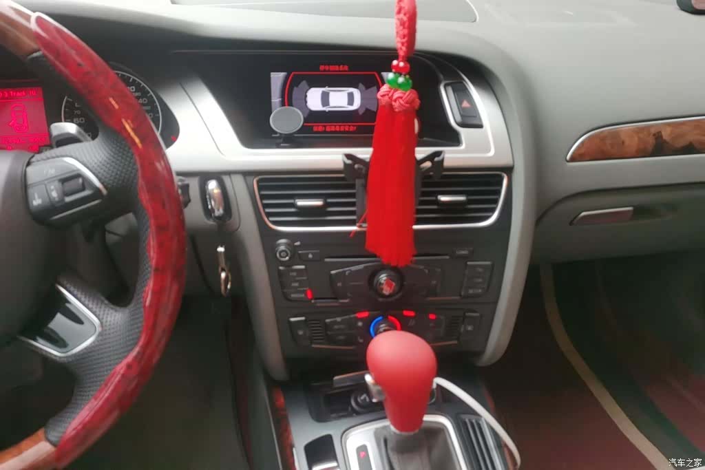 Audi A4L, 2012 13