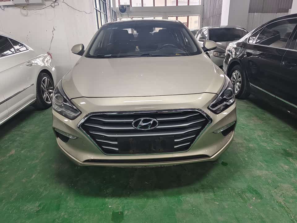 Hyundai Name picture