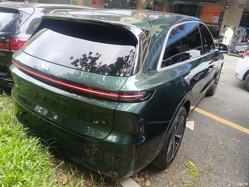 Li Auto L6, 2025 7