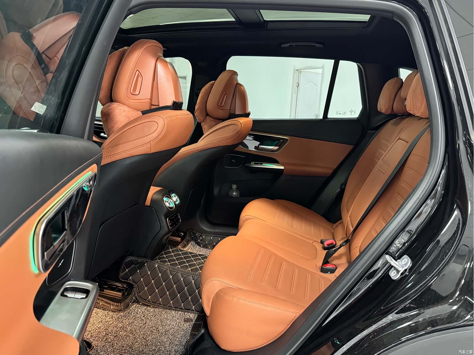 Mercedes-Benz GLC, 2025 6