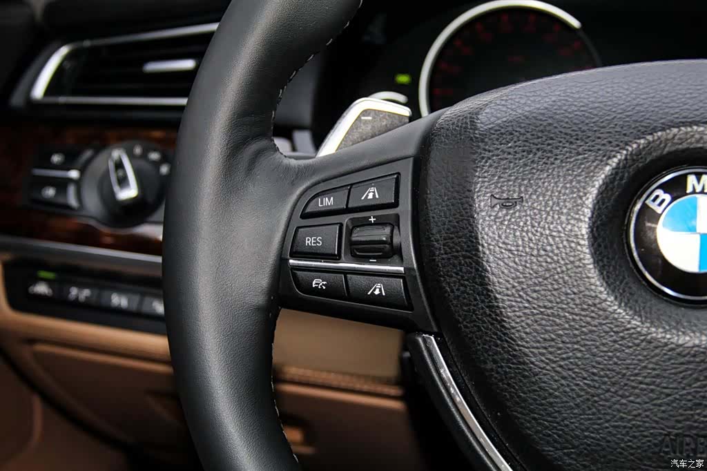 BMW 7 Series, 2013 8