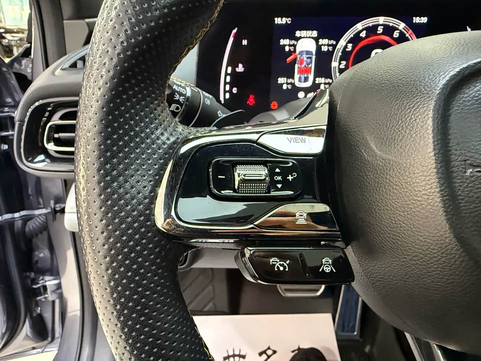 Trumpchi Shadow Leopard