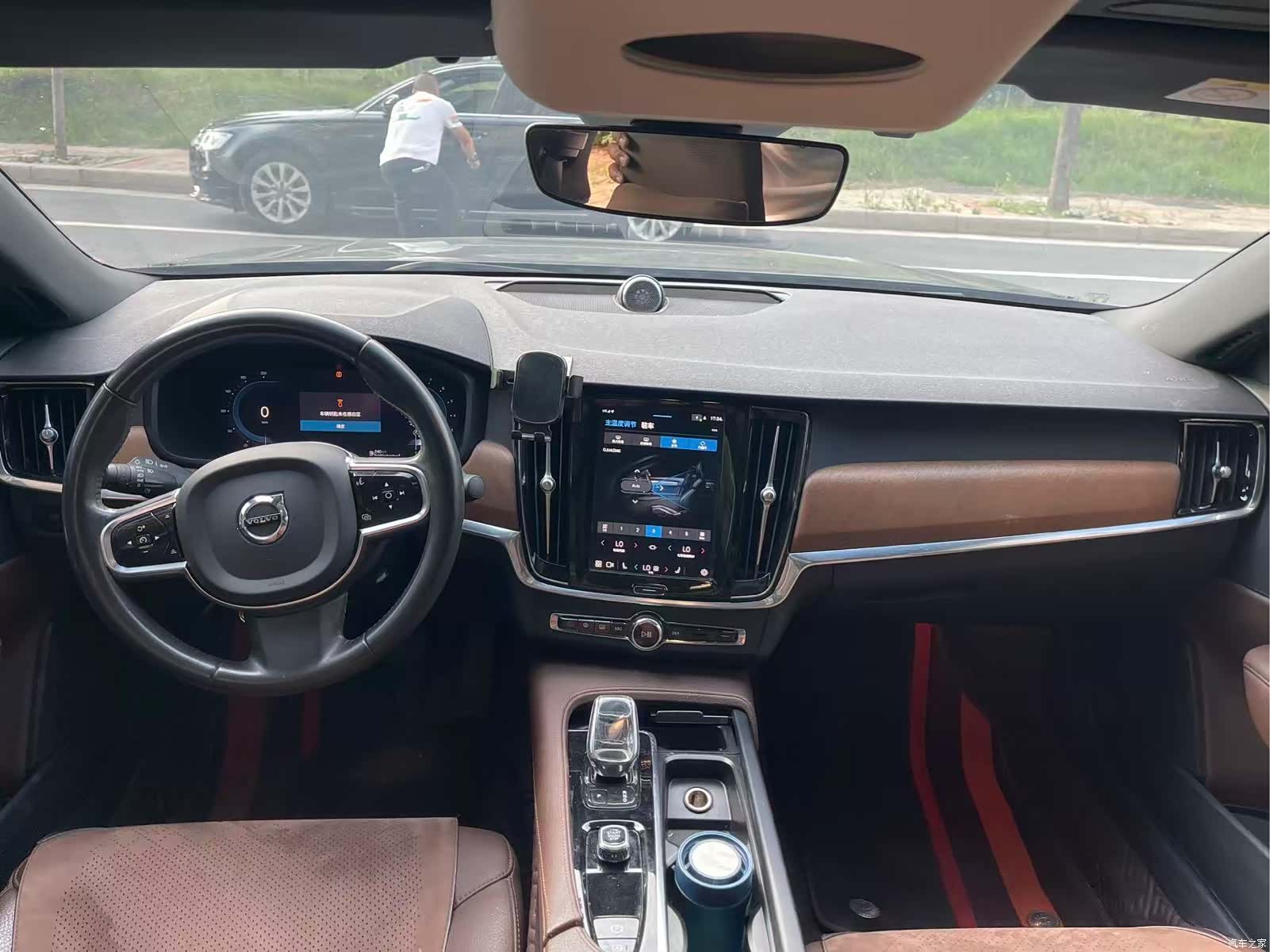 Volvo S90, 2022 все фото