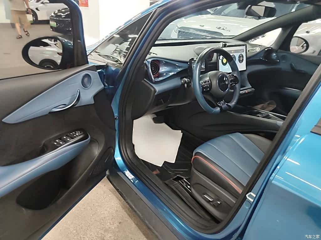 BYD Dolphin, 2023 16