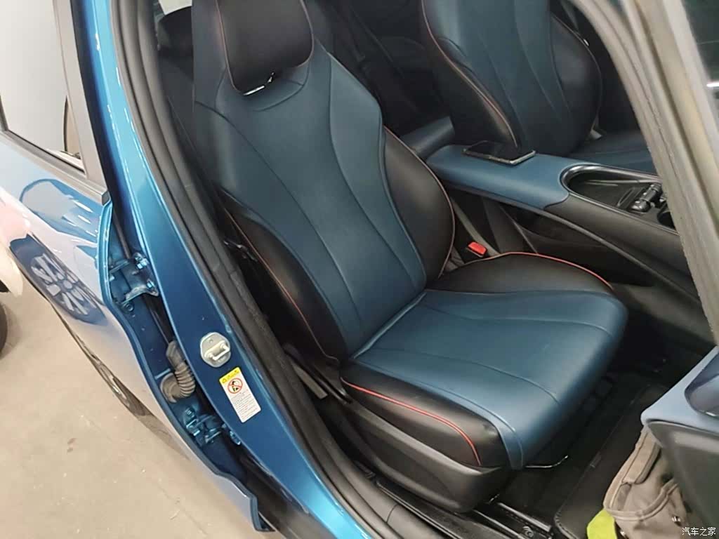 BYD Dolphin, 2023 25