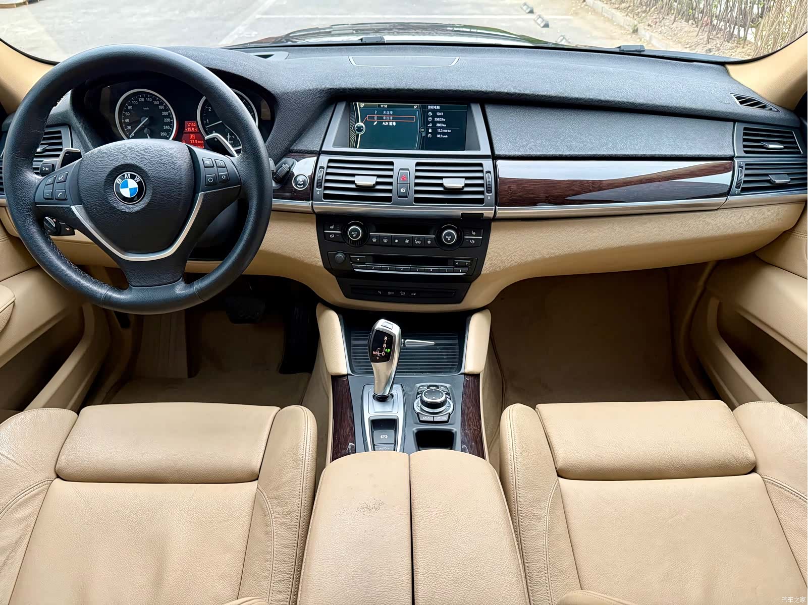 BMW X6, 2014 9