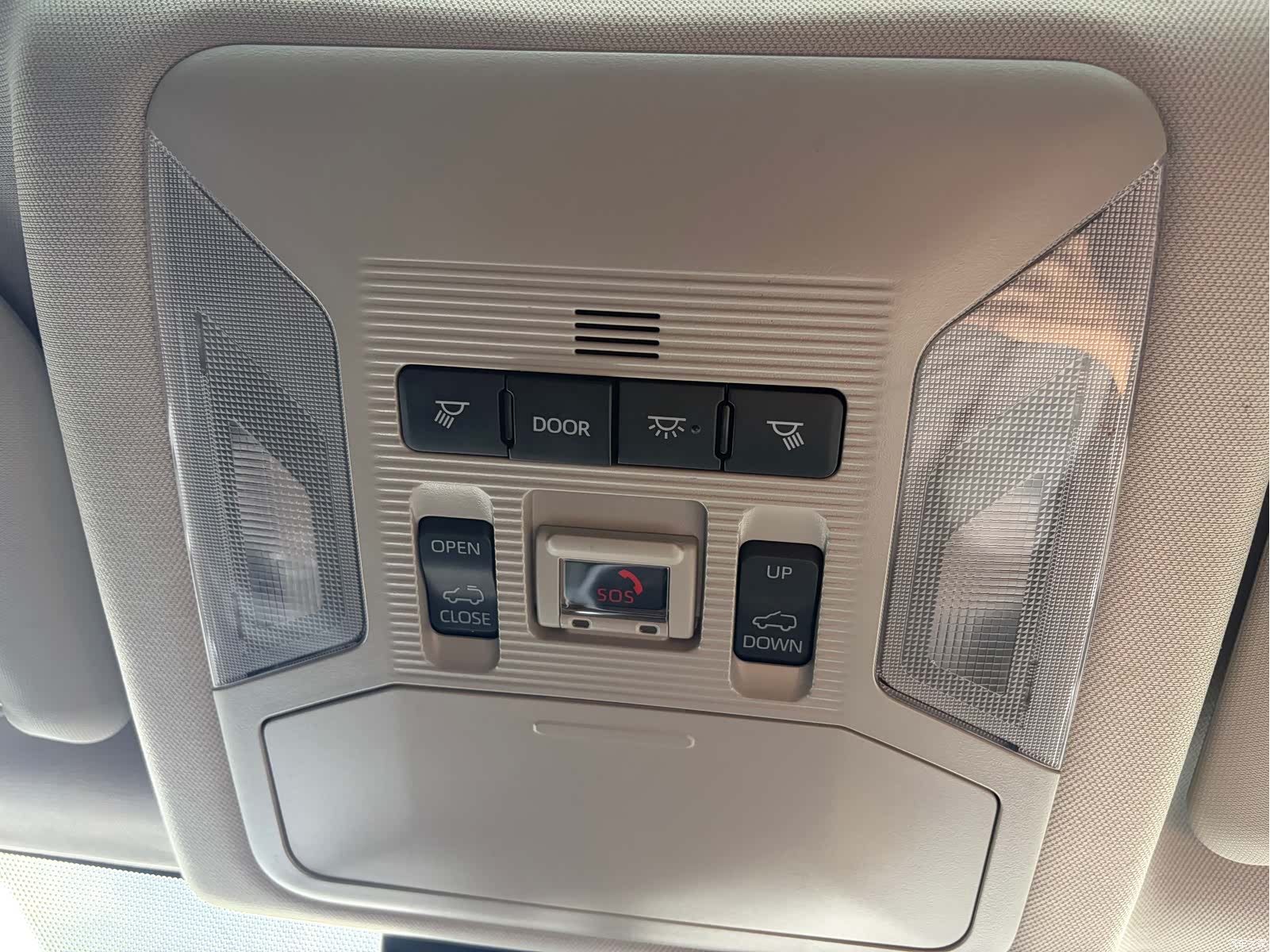 Toyota Wildlander, 2021 13