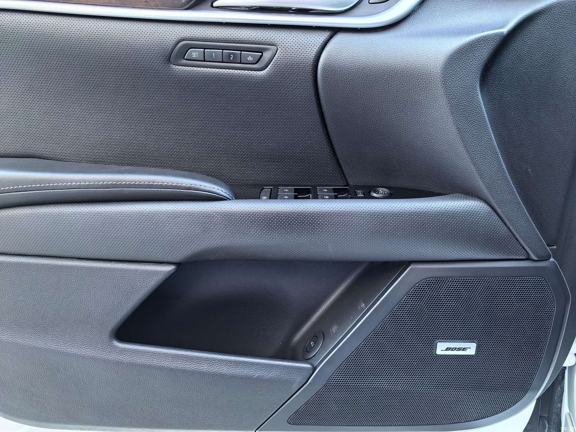Cadillac XTS, 2017 12