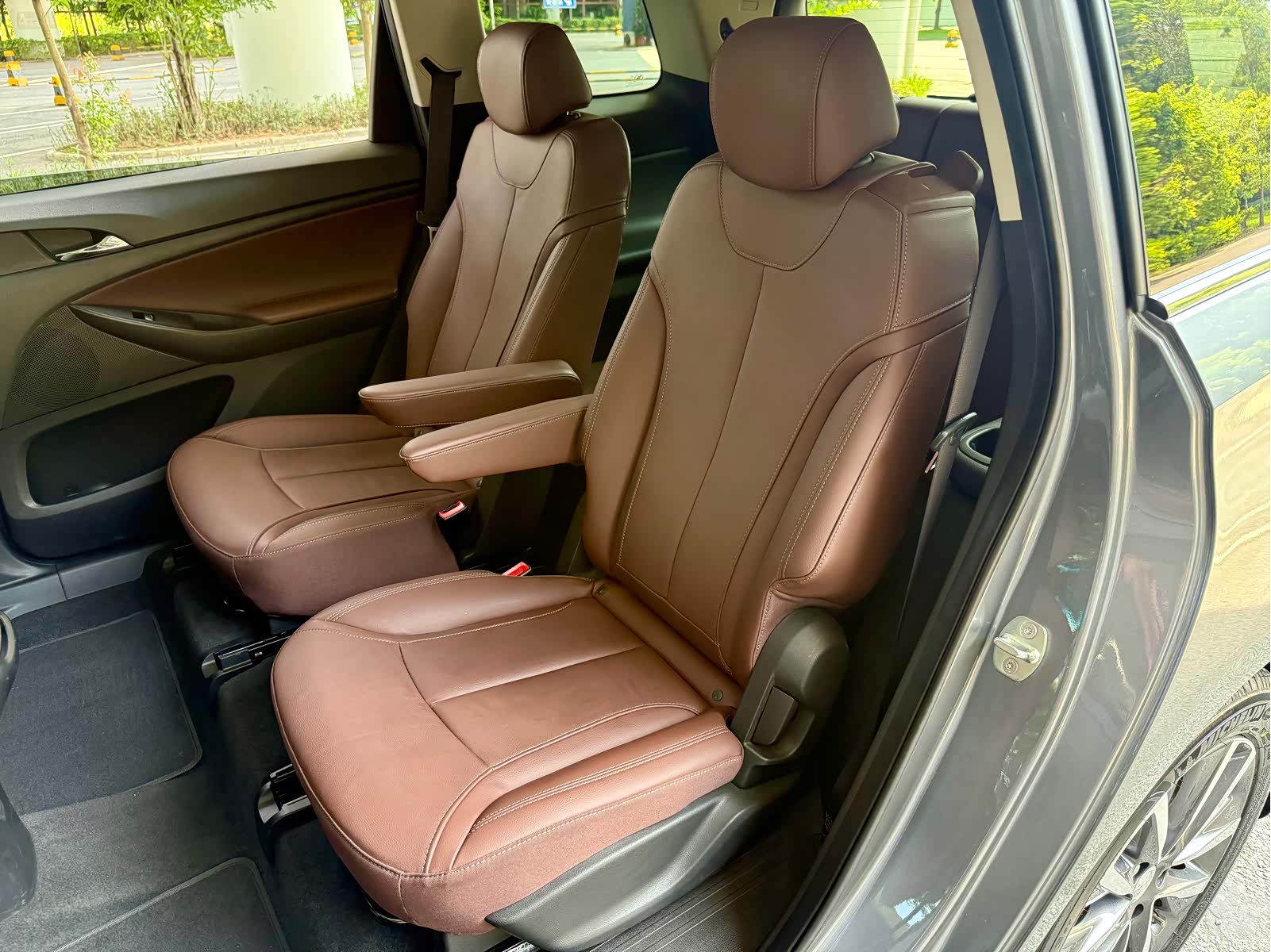 Buick GL6, 2020 12