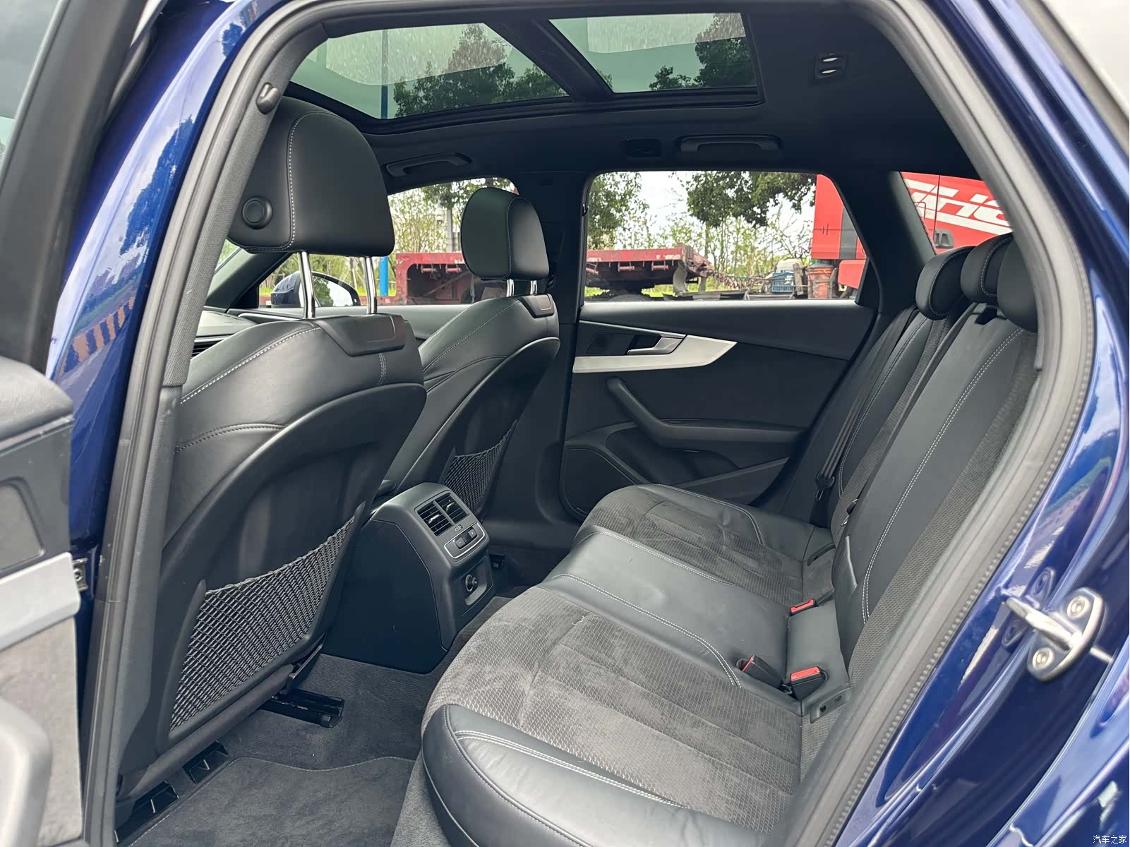 Audi A4, 2019 12