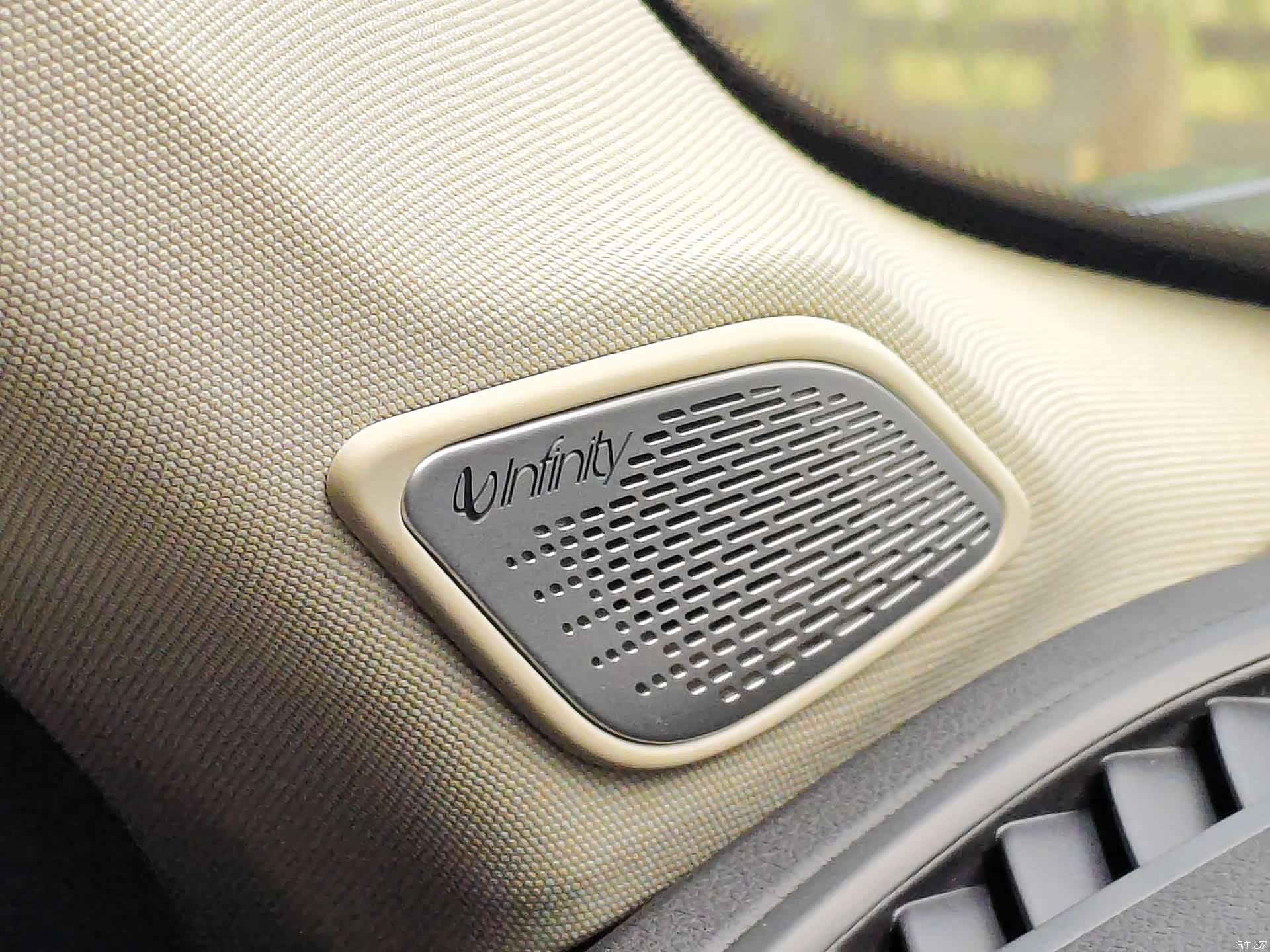 Lynk & Co 01, 2019 11