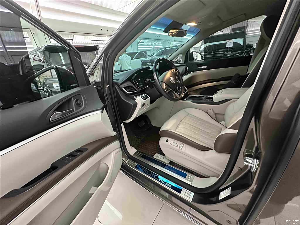Buick GL8, 2023 8
