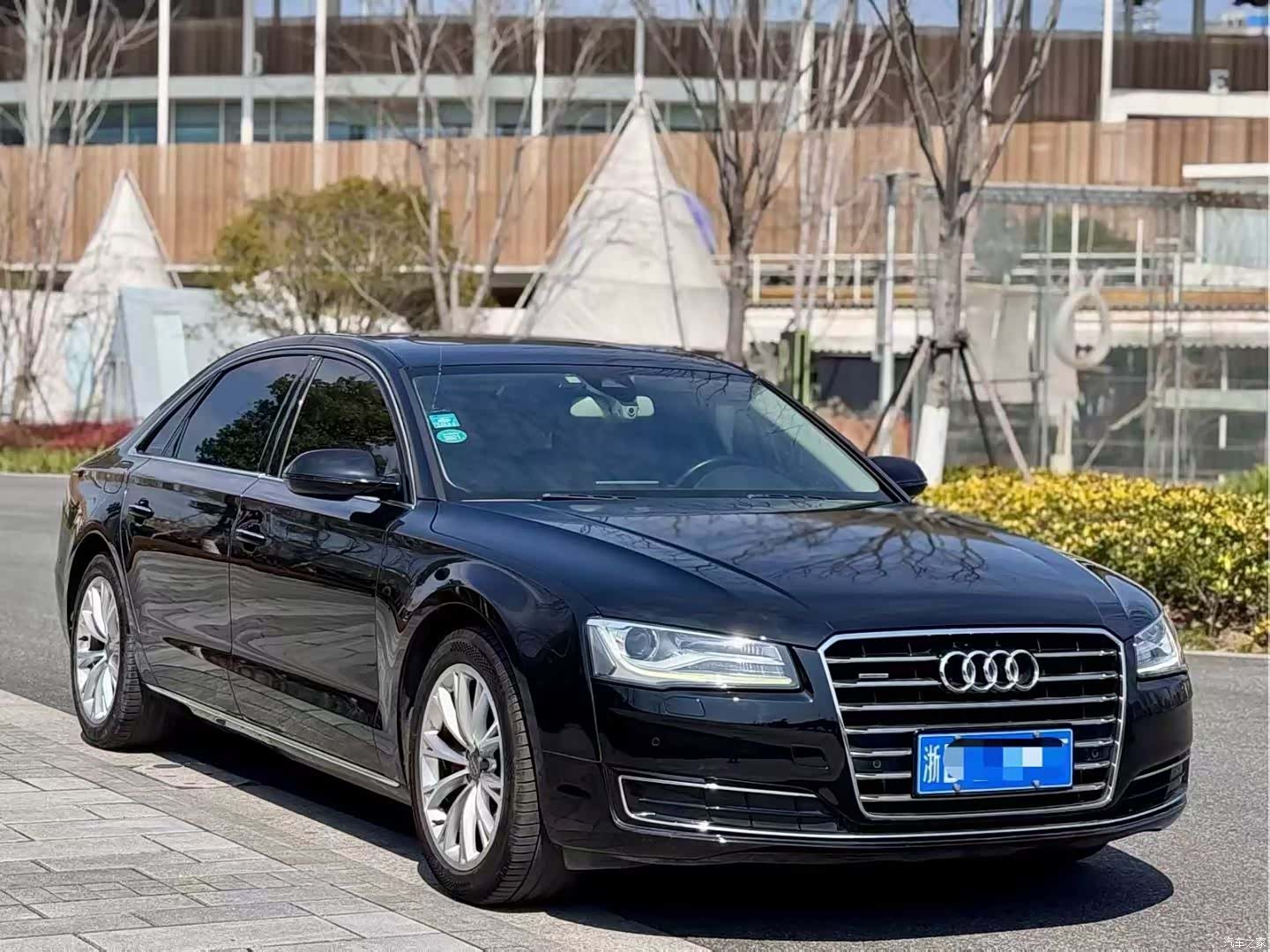 Audi A8L, 2015 3