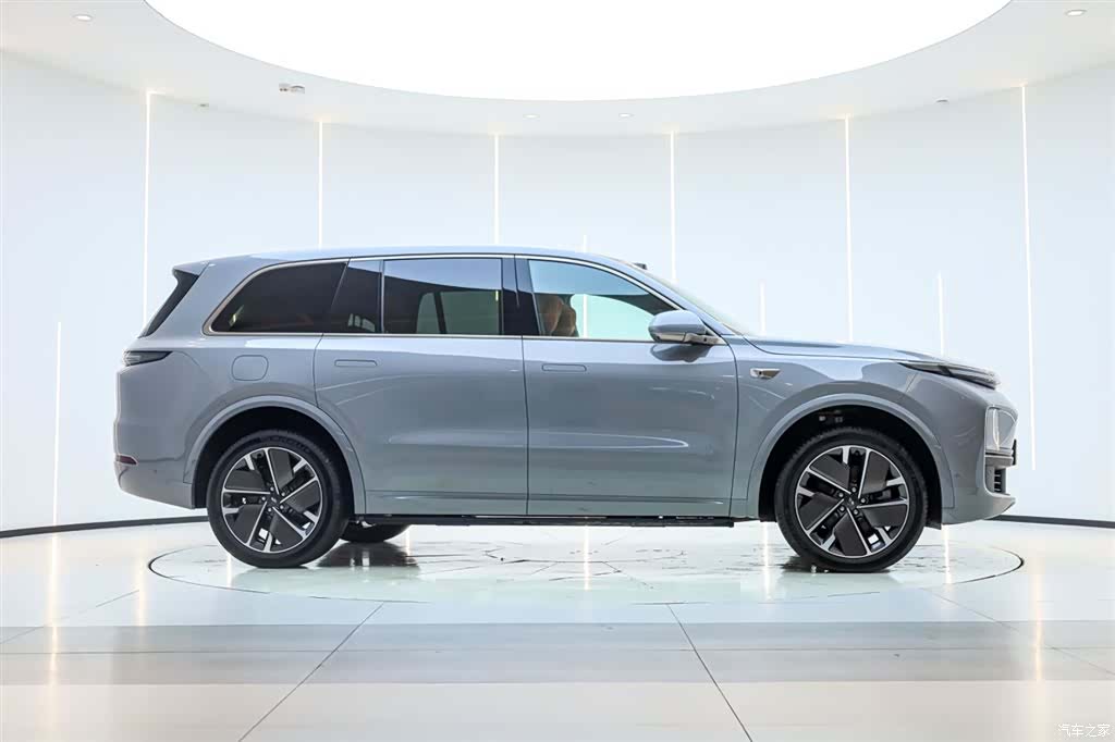 Li Auto L9, 2025 все фото