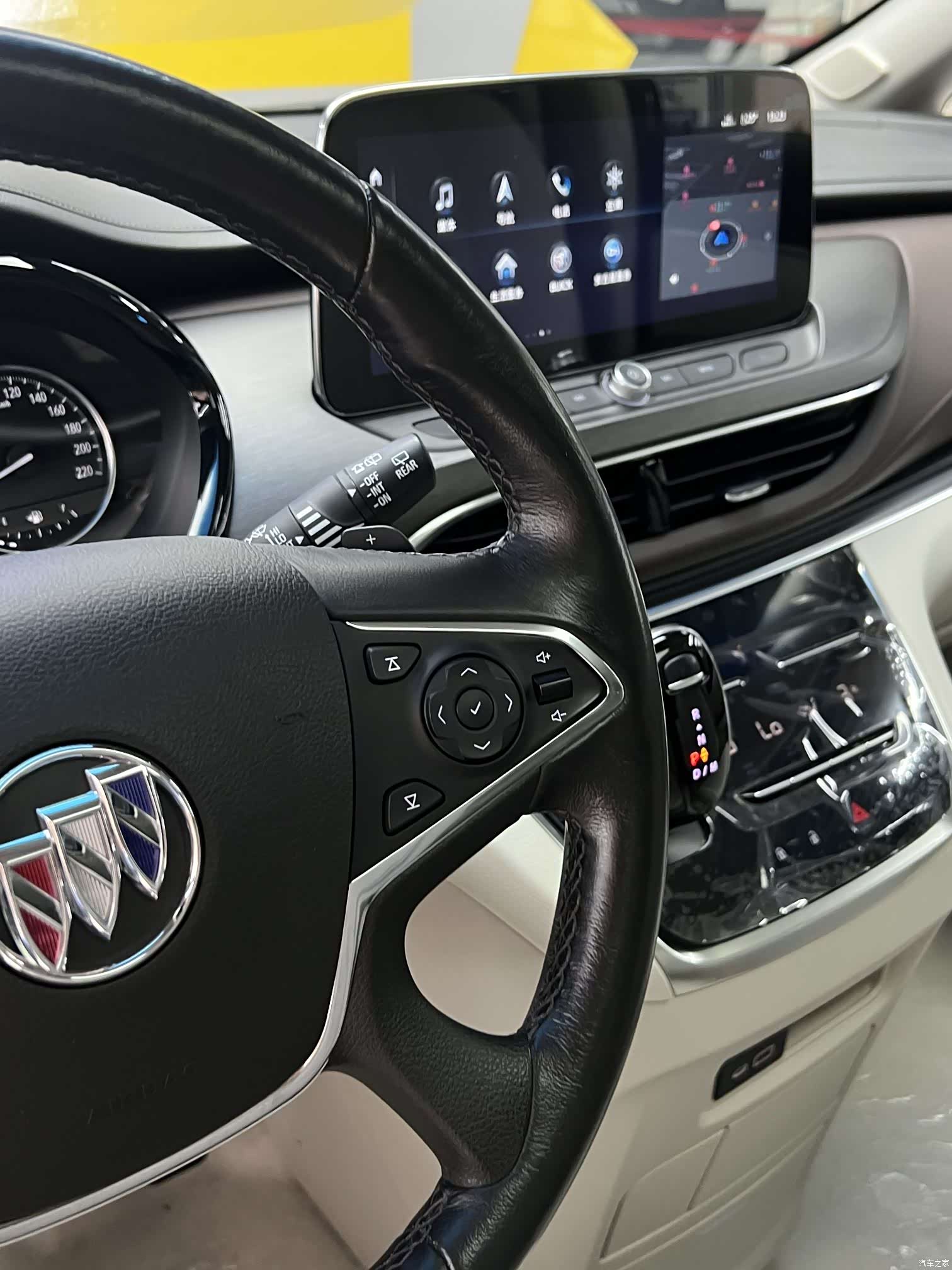 Buick GL8, 2022 13