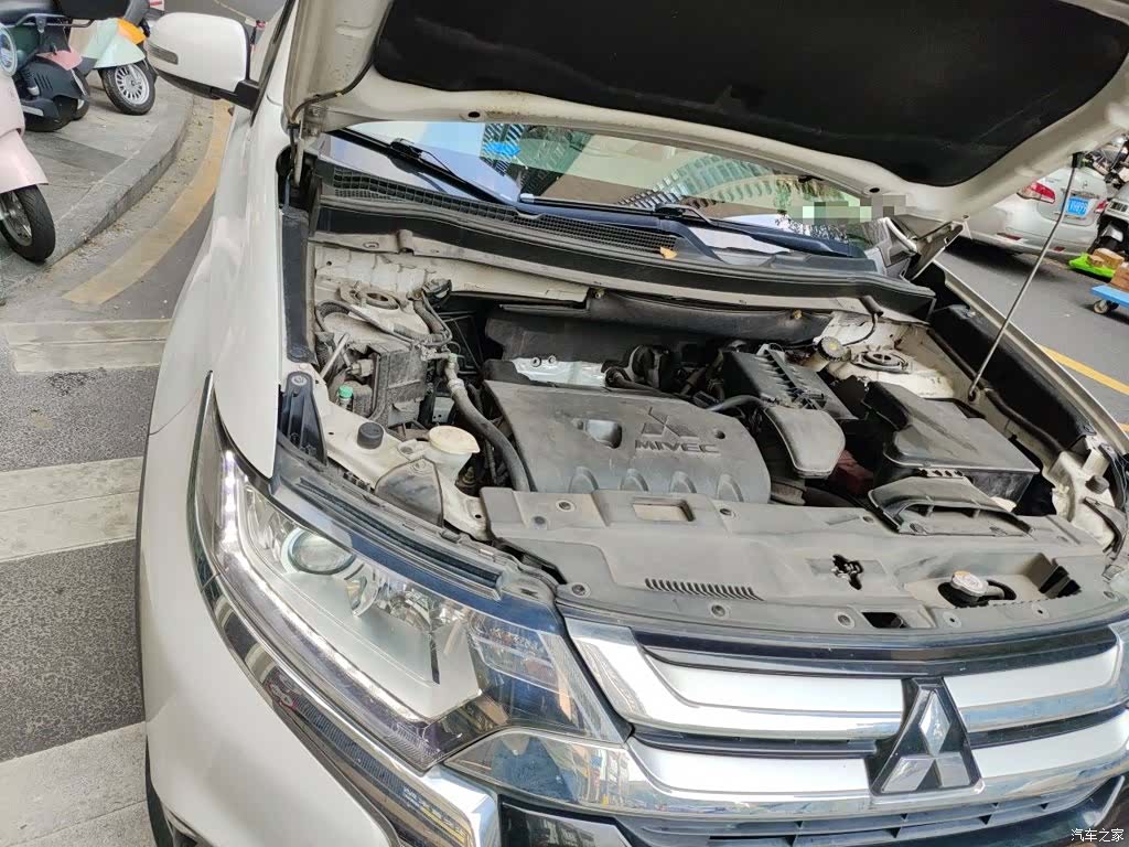 Mitsubishi Outlander, 2018 21