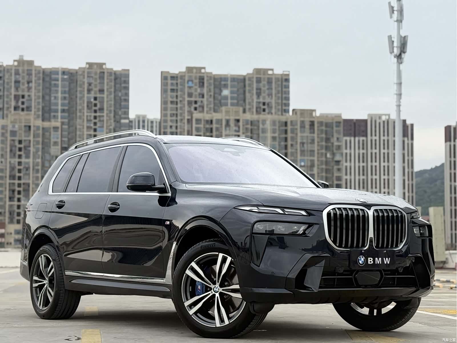 BMW X7, 2025 3