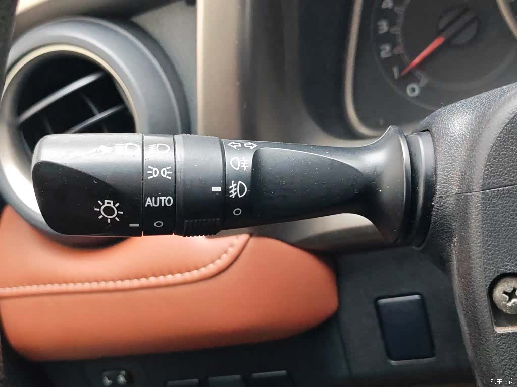 Toyota RAV4, 2014 21