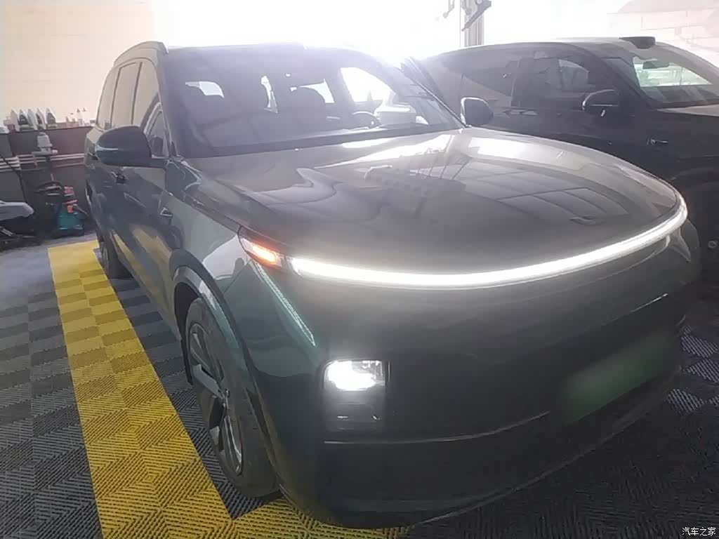 Li Auto L9, 2023 4