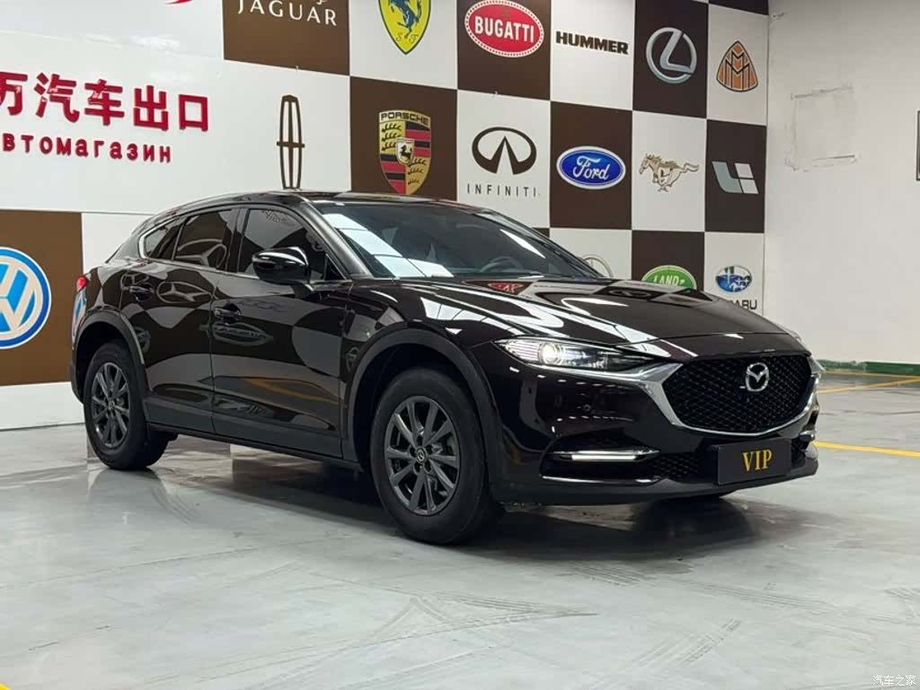 Mazda CX-4, 2023 3