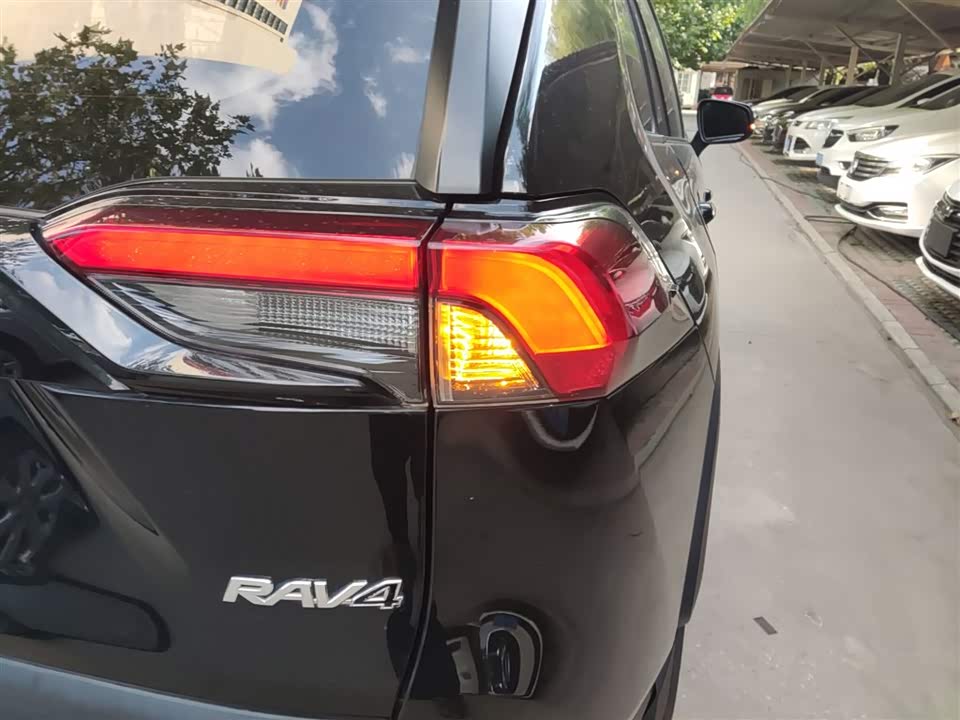 Toyota RAV4 Rongfang Toyota RAV4 Rongfang