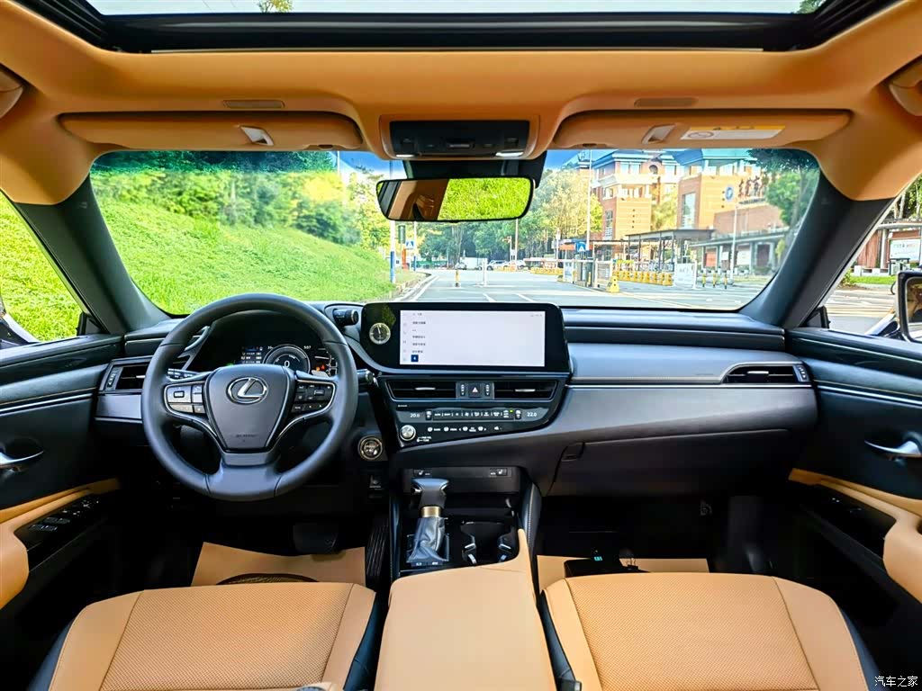 Lexus ES, 2024 8