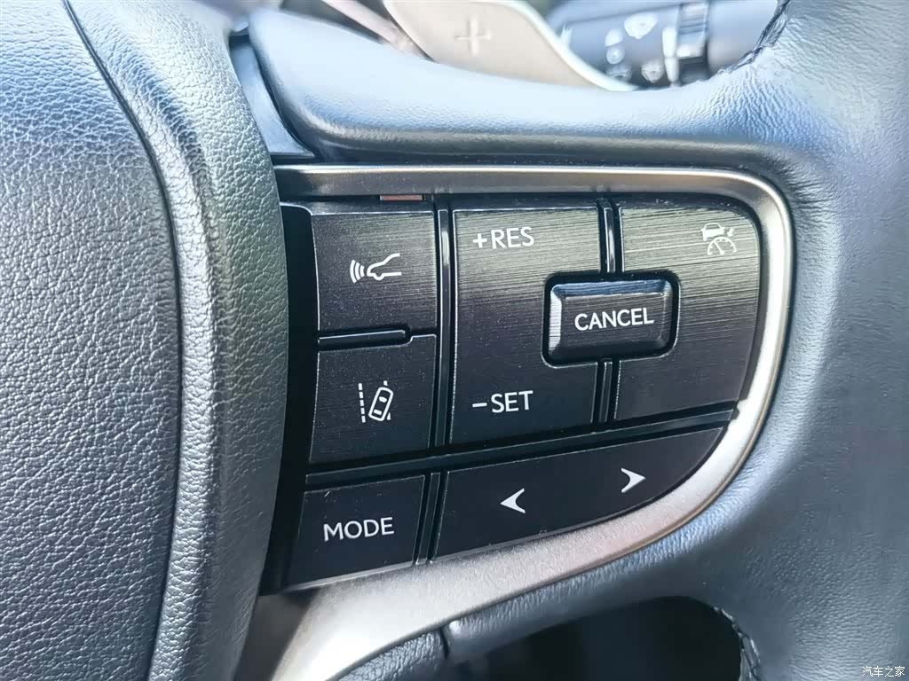 Lexus ES, 2024 26