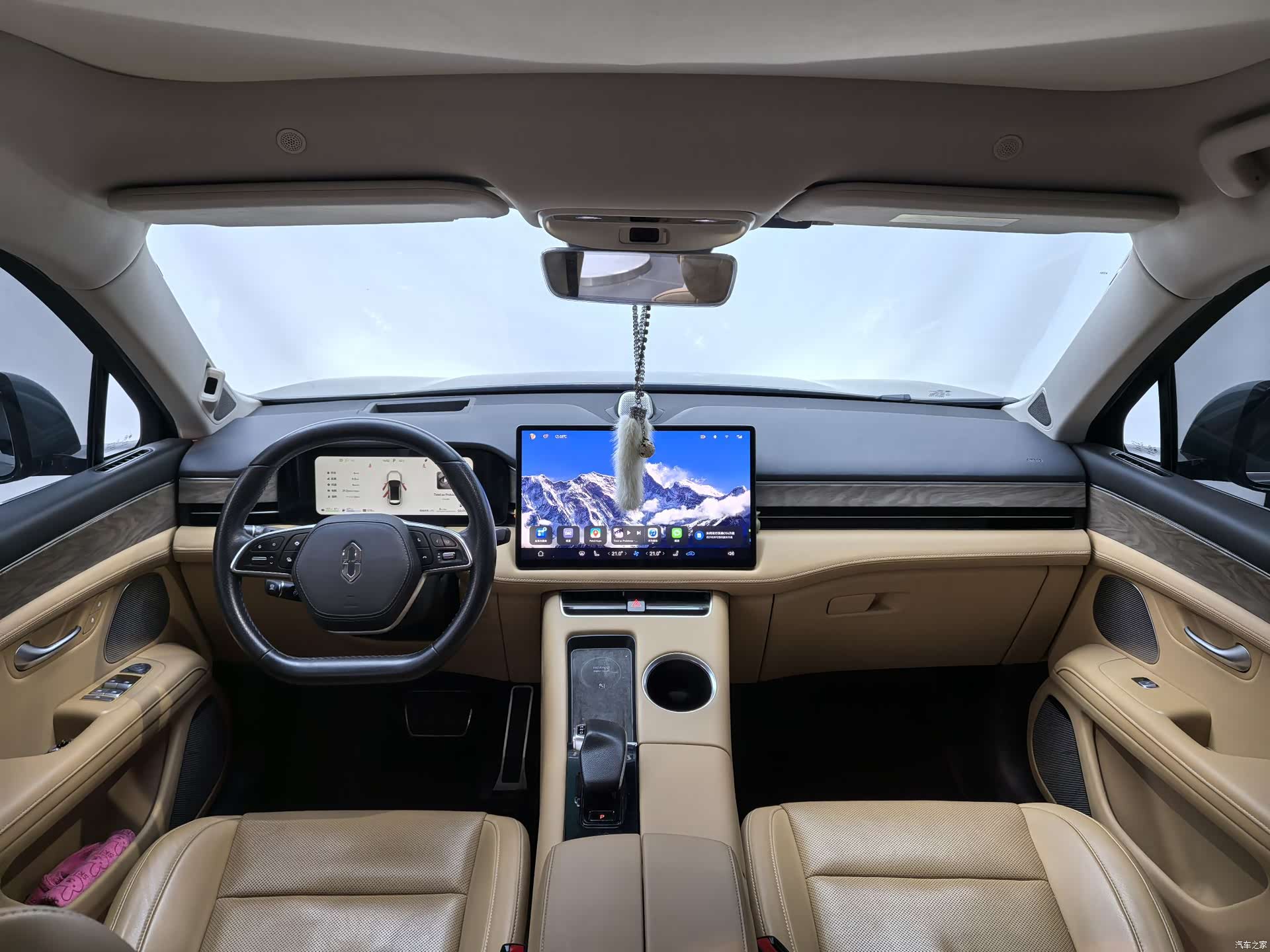 AITO M5, 2023 10