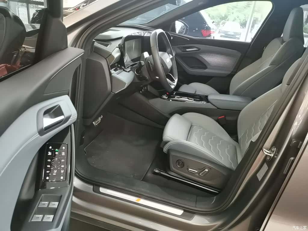 Audi e-tron, 2025 15