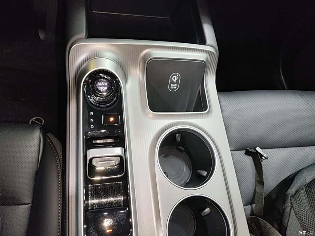 Trumpchi E8, 2024 14