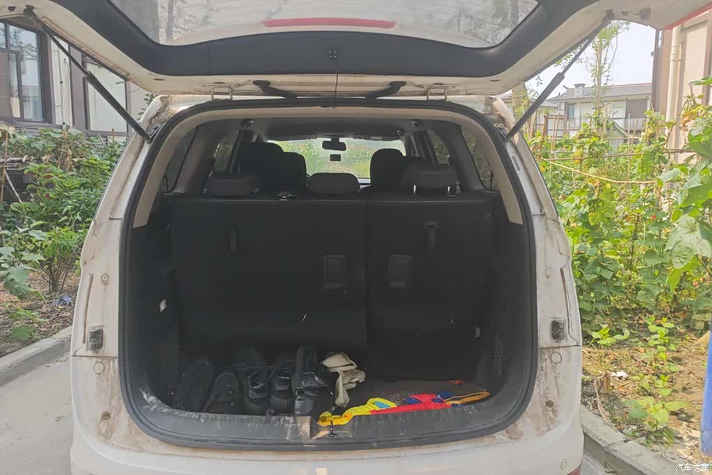 Wuling 730, 2021 4
