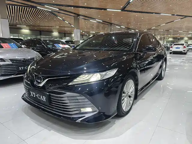 Toyota Camry 2018 — купить из Китая под заказ