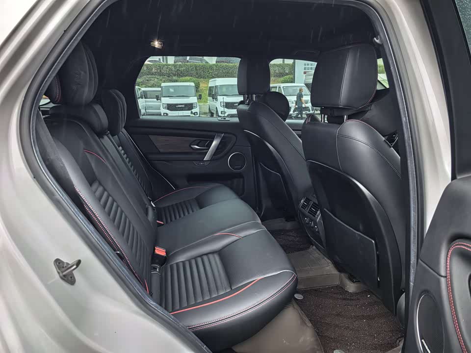 Land Rover Discover sports