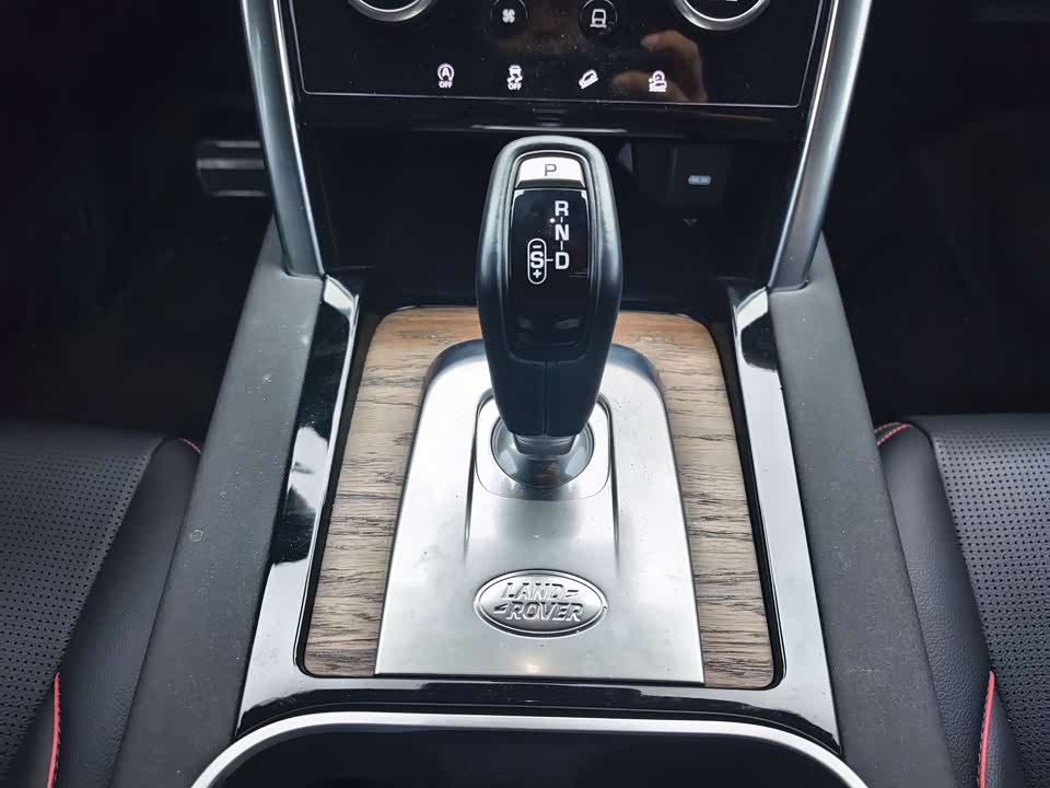 Land Rover Discover sports