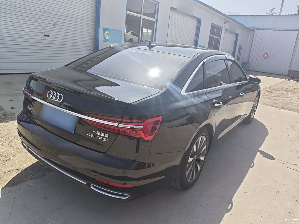 Audi A6L, 2021 все фото
